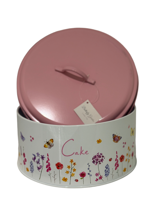 Beautiful cake tin